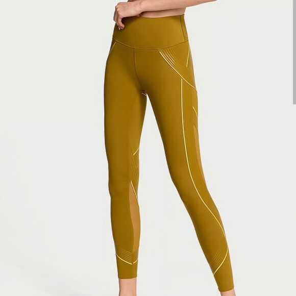 1095 NWT VSX Elevate Refined Contours Legging Sz Med - Picture 1 of 8